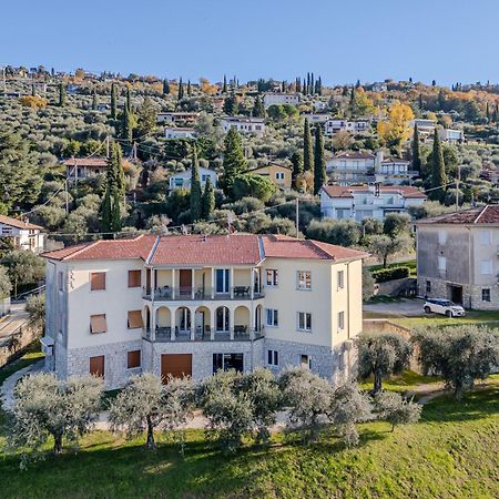 Santa Croce Apartments Torri Del Benaco Exterior photo